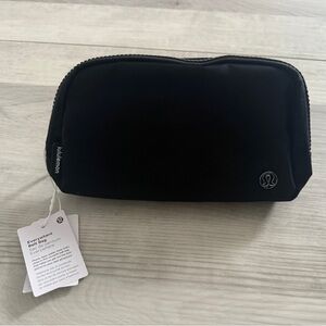 lululemon athletica belt bag NWT